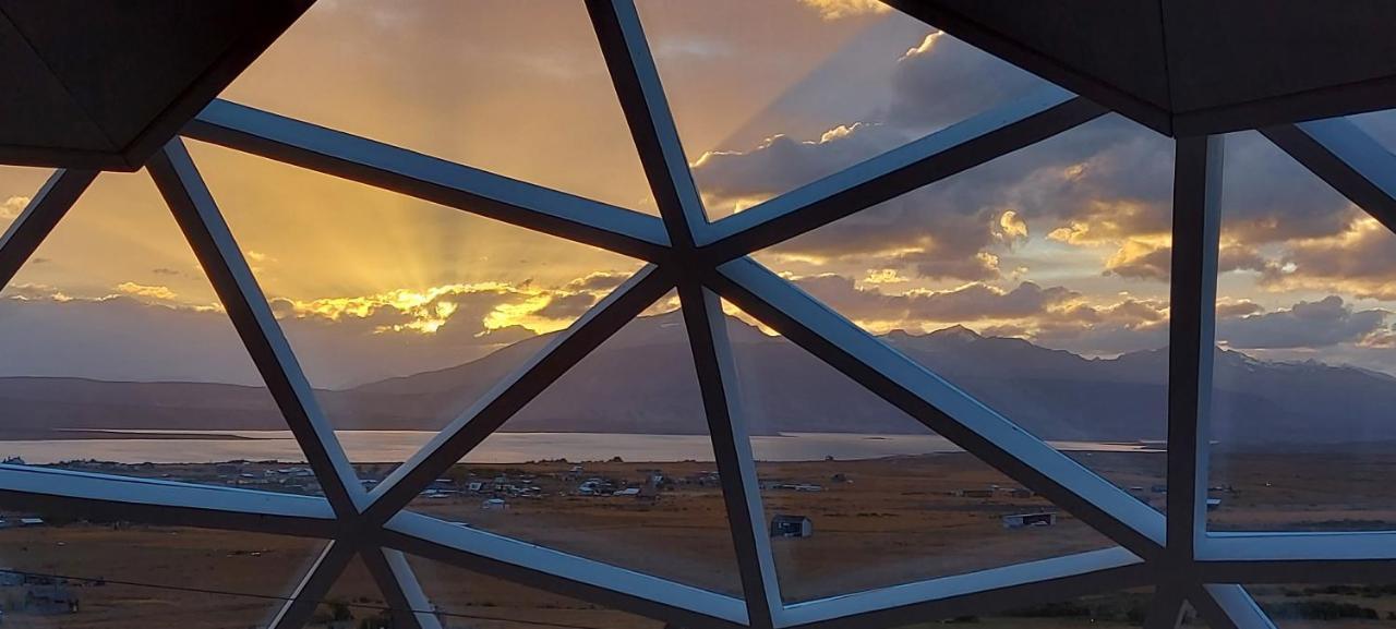 פורטו נטאלס Dome With Stunning Glacier & Mountain Views מראה חיצוני תמונה