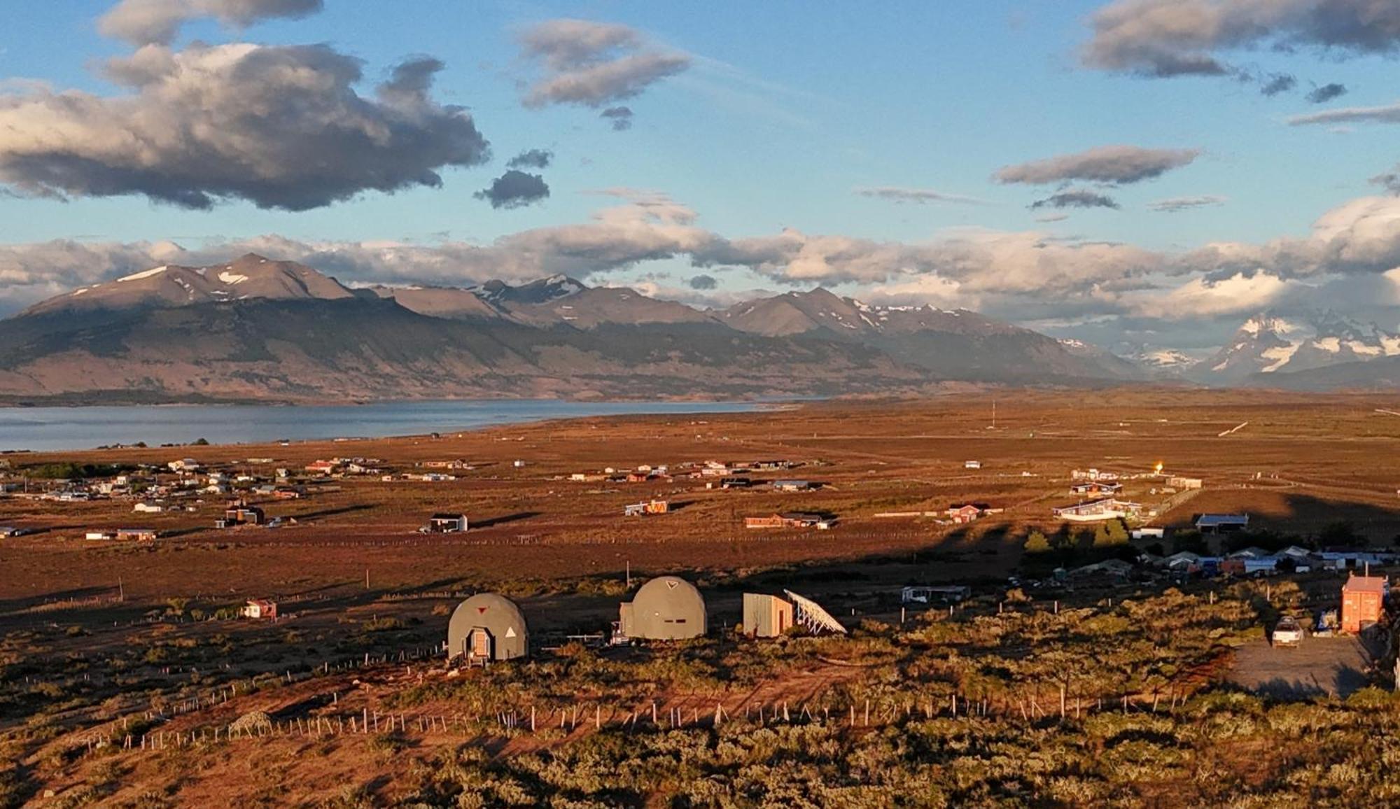פורטו נטאלס Dome With Stunning Glacier & Mountain Views מראה חיצוני תמונה